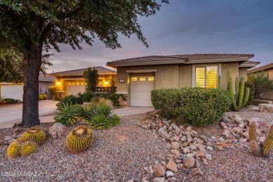 Entertainer's dream! Gorgeous 3 BR, 3 BA +Den Cimarron model on Quail Creek Country Club  in Arizona - for sale on GolfHomes.com, golf home, golf lot