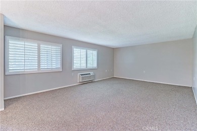 Welcome to this charming  2-bedroom, 2-bathroom condominium on Leisure Village Par 3 Golf Course in California - for sale on GolfHomes.com, golf home, golf lot