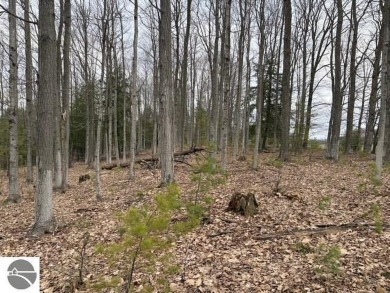 If you're looking to secure the perfect building site with on Mistwood Golf Course in Michigan - for sale on GolfHomes.com, golf home, golf lot