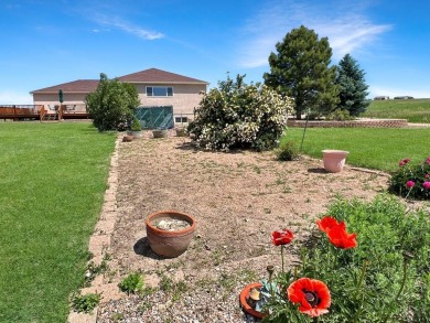 Beautifully maintained and move-in ready, this 4 BED, 4 BATH on Hollydot Golf Course in Colorado - for sale on GolfHomes.com, golf home, golf lot