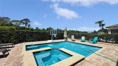 Stunning 6-Bedroom, 5.5-Bath Pool Home Perfectly Situated On The on Reunion Resort Golf Course in Florida - for sale on GolfHomes.com, golf home, golf lot