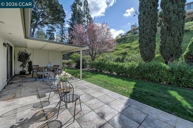 Private Garden Patio Home in Rossmoor. Enjoy comfortable on Rossmoor Golf Course in California - for sale on GolfHomes.com, golf home, golf lot