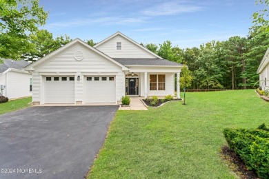 This 3BR, 2Ba redesigned model W/ 2 car garage has been on Four Seasons Spa and Country Club in New Jersey - for sale on GolfHomes.com, golf home, golf lot