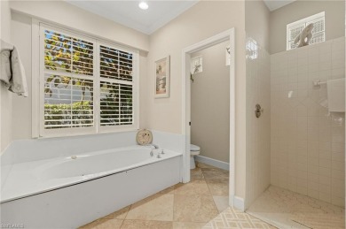 This home comes with a Golf Membership Included (50,000 value)! on Hunters Ridge Country Club in Florida - for sale on GolfHomes.com, golf home, golf lot