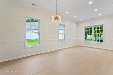 This 3BR, 2Ba redesigned model W/ 2 car garage has been on Four Seasons Spa and Country Club in New Jersey - for sale on GolfHomes.com, golf home, golf lot