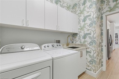This home comes with a Golf Membership Included (50,000 value)! on Hunters Ridge Country Club in Florida - for sale on GolfHomes.com, golf home, golf lot