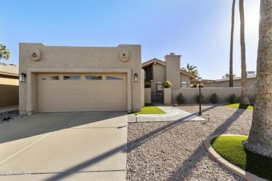 Outstanding curb appeal! Nicely updated 2BR, 2BA Cimarron model on Cottonwood Country Club in Arizona - for sale on GolfHomes.com, golf home, golf lot