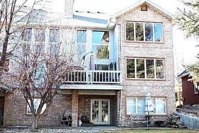 Experience luxury living in this beautiful 2-bedroom, 3.5-bath on Ruby View Golf Course in Nevada - for sale on GolfHomes.com, golf home, golf lot