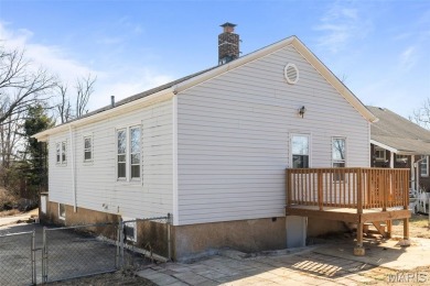 Great investment opportunity
This updated 3-bedroom, 1-bath on Norwood Hills Country Club in Missouri - for sale on GolfHomes.com, golf home, golf lot