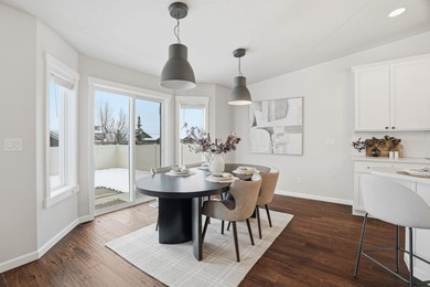 Freshly updated with new interior paint and refinished hardwood on Eagle Ridge Golf Course in Washington - for sale on GolfHomes.com, golf home, golf lot