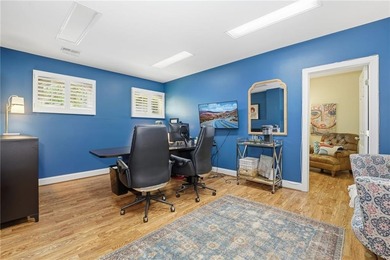 Located in the desirable Overlook at Marietta Country Club on Marietta Country Club in Georgia - for sale on GolfHomes.com, golf home, golf lot