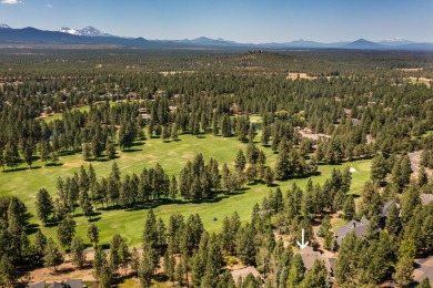 Sheltered along the 10th Fairway of the championship Awbrey Glen on Awbrey Glen Golf Club in Oregon - for sale on GolfHomes.com, golf home, golf lot