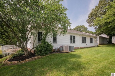 MOVE-IN READY TOWNHOUSE NEXT TO THE GOLF COURSE! This beautiful on Rolling Hills Country Club in Kentucky - for sale on GolfHomes.com, golf home, golf lot