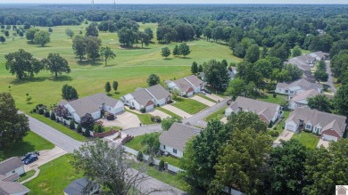 MOVE-IN READY TOWNHOUSE NEXT TO THE GOLF COURSE! This beautiful on Rolling Hills Country Club in Kentucky - for sale on GolfHomes.com, golf home, golf lot