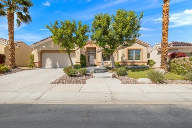 55+ Sun City Palm Desert. The BEST active lifestyle retirement on Mountain Vista Golf Course At Sun City Palm Desert in California - for sale on GolfHomes.com, golf home, golf lot