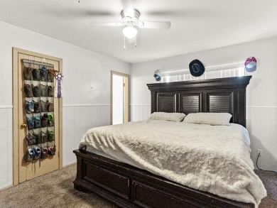 Charming 3 bed, 2 bath home situated on a spacious corner lot on Andrews County Golf Course in Texas - for sale on GolfHomes.com, golf home, golf lot