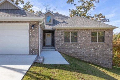 Experience modern living surrounded by nature! This brand-new on Bella Vista Country Club - Scottsdale in Arkansas - for sale on GolfHomes.com, golf home, golf lot