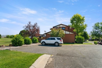 Golf Course Living in the Heart of Helena! Welcome to this on Bill Roberts Municipal Golf Course in Montana - for sale on GolfHomes.com, golf home, golf lot