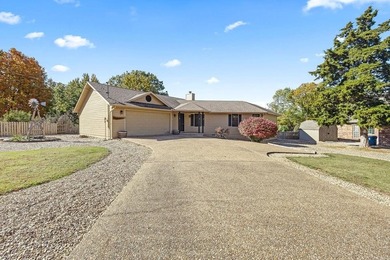 Perfectly positioned along the #1 Fairway at Highlands Golf on Bella Vista Country Club - Highlands in Arkansas - for sale on GolfHomes.com, golf home, golf lot