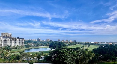 Recently updated bright corner unit in the Lands of the on The President Country Club in Florida - for sale on GolfHomes.com, golf home, golf lot