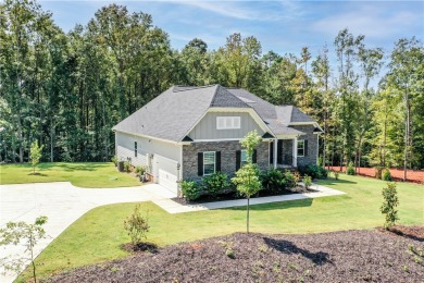Welcome to your new HOME in Cross Creek! Purchased as brand-new on Cross Creek Plantation in South Carolina - for sale on GolfHomes.com, golf home, golf lot