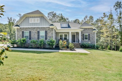 Welcome to your new HOME in Cross Creek! Purchased as brand-new on Cross Creek Plantation in South Carolina - for sale on GolfHomes.com, golf home, golf lot