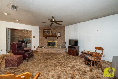 PRIME  LOCATION! Grab your golf clubs and hop in your cart! This on San Angelo Country Club in Texas - for sale on GolfHomes.com, golf home, golf lot