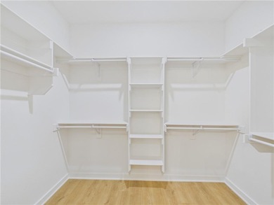 This inviting new construction Bella Vista home sits in a prime on Branchwood Golf Course in Arkansas - for sale on GolfHomes.com, golf home, golf lot