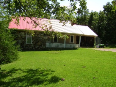 A GREAT FAMILY HOME, A MUST SEE AND ITS PRICED TO SELL !! Nice on The Course At Turkey Mountain in Arkansas - for sale on GolfHomes.com, golf home, golf lot