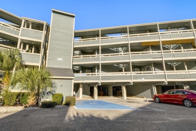 This 2 BR/2 BR 1st floor unit at Golf Glenn Villas is located on Beachwood Golf Club in South Carolina - for sale on GolfHomes.com, golf home, golf lot