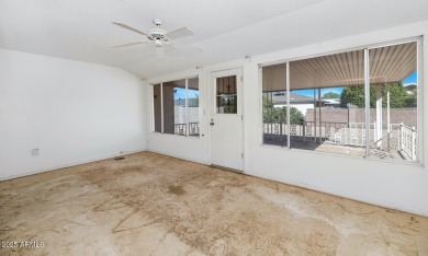 Calling all flippers, investors, and visionaries! This 3-bedroom on Sun City Lakes West and East in Arizona - for sale on GolfHomes.com, golf home, golf lot