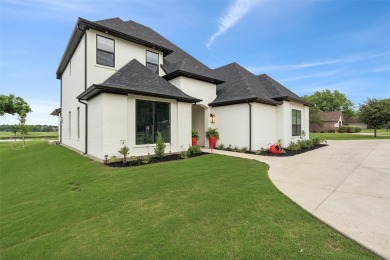 Immaculate golf course home on a premier location on the on Nutcracker Golf Club in Texas - for sale on GolfHomes.com, golf home, golf lot