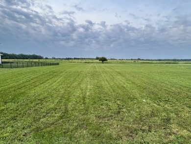 Build your dream home on this 3/4 acre lot in Whitetail Ridge on Whitetail Ridge Golf Course in Illinois - for sale on GolfHomes.com, golf home, golf lot