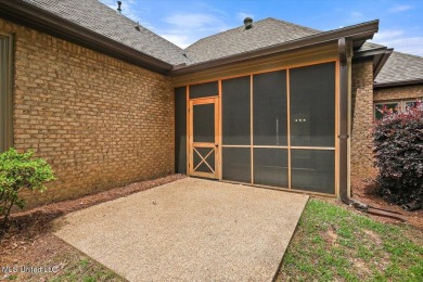 CLICK ON VIRTUAL TOURWelcome to this beautifully updated home on Lake Caroline Golf Club in Mississippi - for sale on GolfHomes.com, golf home, golf lot