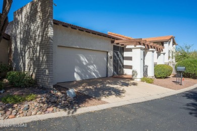 This townhouse golf course property backs up to the fairway and on Dorado Country Club in Arizona - for sale on GolfHomes.com, golf home, golf lot