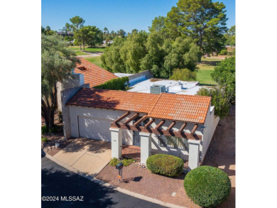 This townhouse golf course property backs up to the fairway and on Dorado Country Club in Arizona - for sale on GolfHomes.com, golf home, golf lot