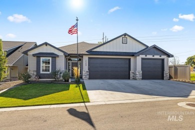 Nampa's finest community, Heron Ridge Subdivision with on Hunters Point Golf Club in Idaho - for sale on GolfHomes.com, golf home, golf lot