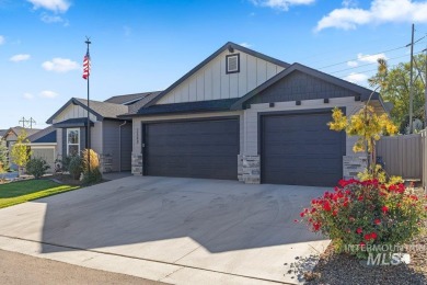 Nampa's finest community, Heron Ridge Subdivision with on Hunters Point Golf Club in Idaho - for sale on GolfHomes.com, golf home, golf lot