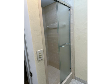 Beautiful second floor corner unit for rent in 55+ community on Kings Point Golf -Flanders Way in Florida - for sale on GolfHomes.com, golf home, golf lot