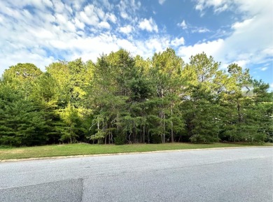 Gorgeous +/- 1.10 acre residential lot located in the highly on The Carolina Country Club in South Carolina - for sale on GolfHomes.com, golf home, golf lot