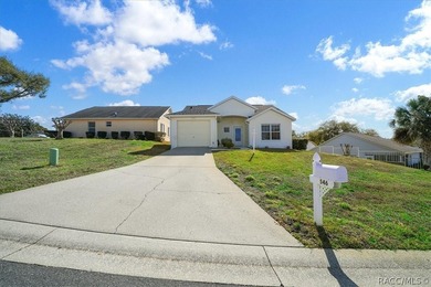 Well-maintained and move-in ready 2-bedroom, 2-bath, 1-car on Twisted Oaks Golf Club in Florida - for sale on GolfHomes.com, golf home, golf lot