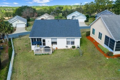 Well-maintained and move-in ready 2-bedroom, 2-bath, 1-car on Twisted Oaks Golf Club in Florida - for sale on GolfHomes.com, golf home, golf lot