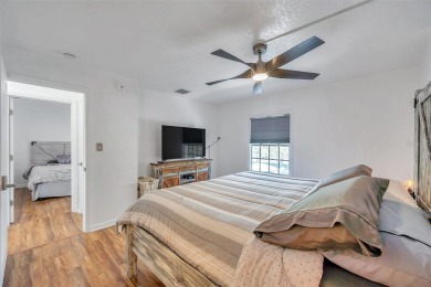 *Live the dream with this incredible 2nd-floor condo that comes on St. Petersburg Country Club in Florida - for sale on GolfHomes.com, golf home, golf lot