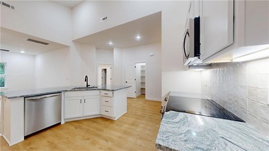 Beautifully crafted new Bella Vista home in quiet neighborhood on Bella Vista Country Club - Highlands in Arkansas - for sale on GolfHomes.com, golf home, golf lot