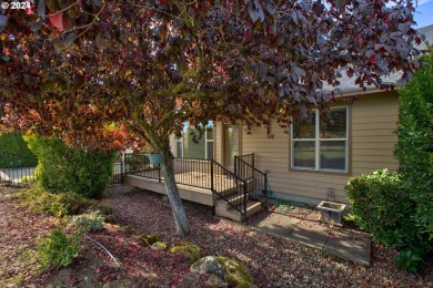 This exquisite single-level home boasts an open floorplan on Oak Hills Golf Club / Umpqua Golf Resort in Oregon - for sale on GolfHomes.com, golf home, golf lot