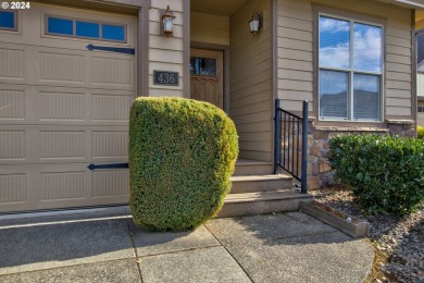 This exquisite single-level home boasts an open floorplan on Oak Hills Golf Club / Umpqua Golf Resort in Oregon - for sale on GolfHomes.com, golf home, golf lot