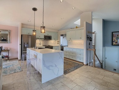 Beautiful 2Br 2.5 bath home across from Singing Hills golf on Sycuan Resort and Golf Courses in California - for sale on GolfHomes.com, golf home, golf lot