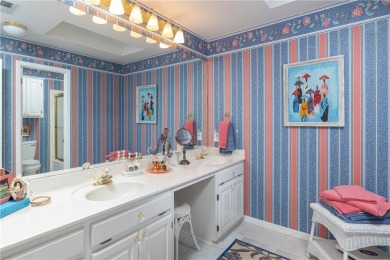 Second home, ready to downsize, or just looking for easy living on Paradise Valley Athletic Club in Arkansas - for sale on GolfHomes.com, golf home, golf lot