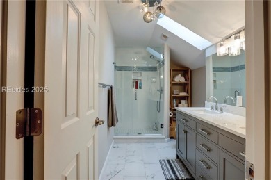 Fully renovated 5BR, 3.5BA+flex room on a .611-acre lot in on Port Royal Golf and Racquet Club in South Carolina - for sale on GolfHomes.com, golf home, golf lot