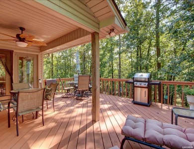 Discover this charming home in an active, quiet community.  As on Diamondhead Golf and Country Club in Arkansas - for sale on GolfHomes.com, golf home, golf lot